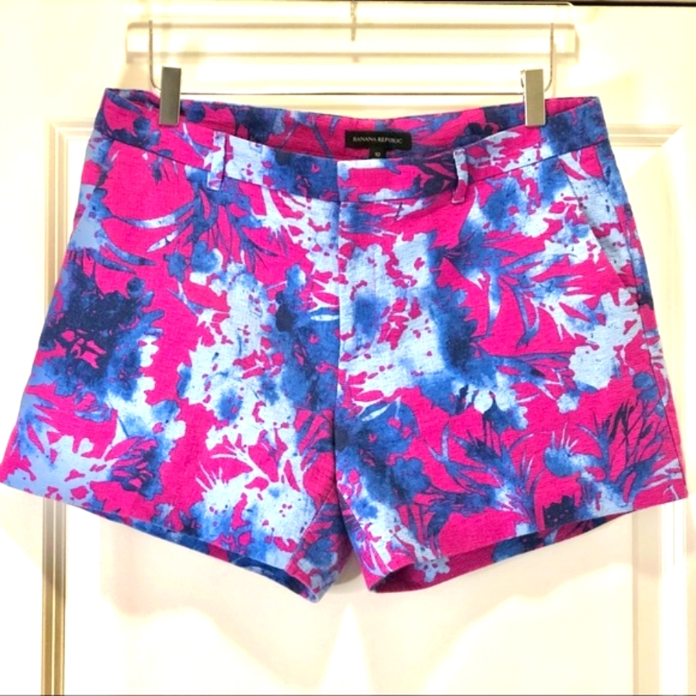 Banana Republic Dress Shorts with Pockets